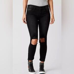 EUC Sneakpeek black distressed boyfriend jeans sz 11